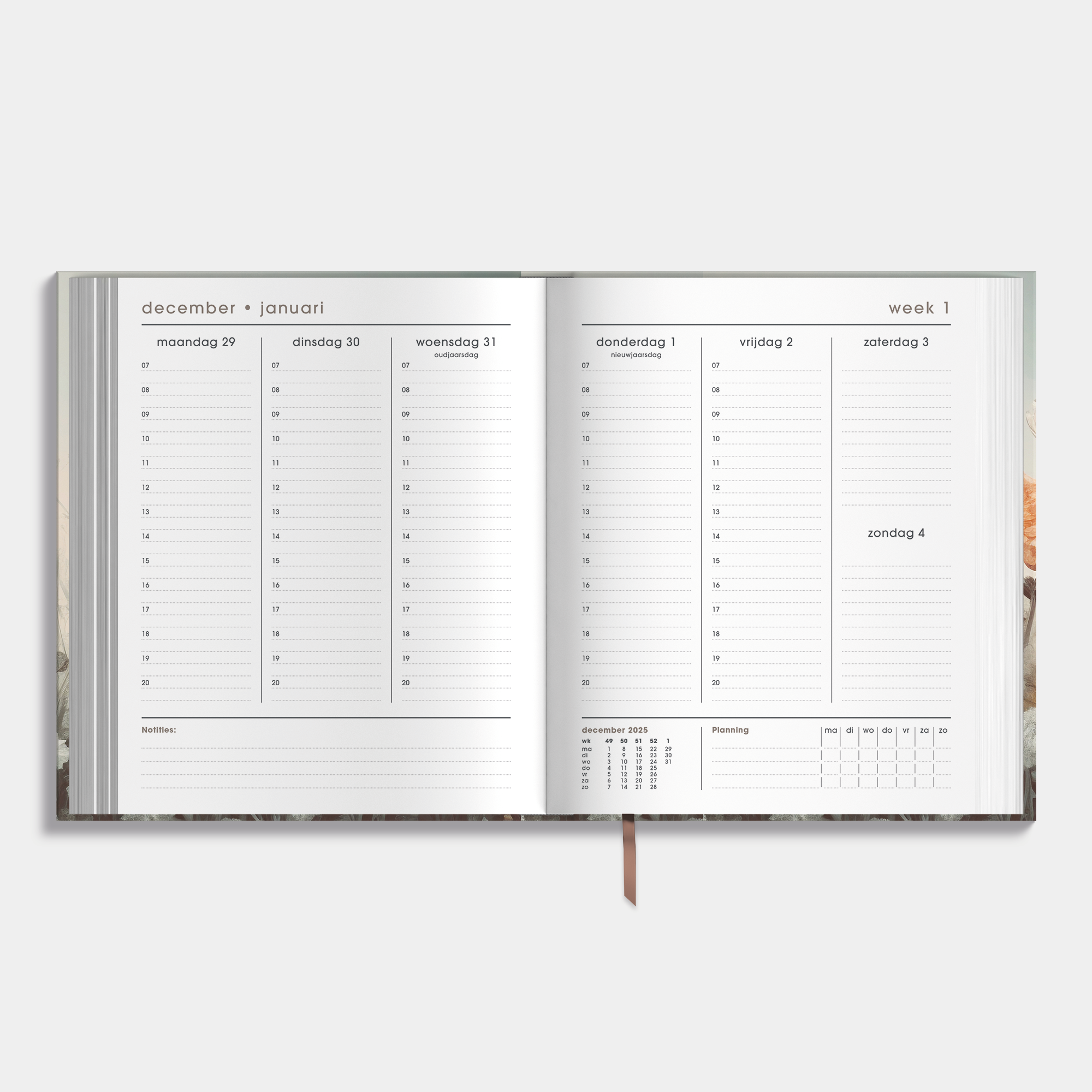 Afsprakenagenda 2026 A5+ formaat met veldbloemenprint – binnenwerk met weekoverzicht inclusief tijdsaanduiding en ruimte voor notities.