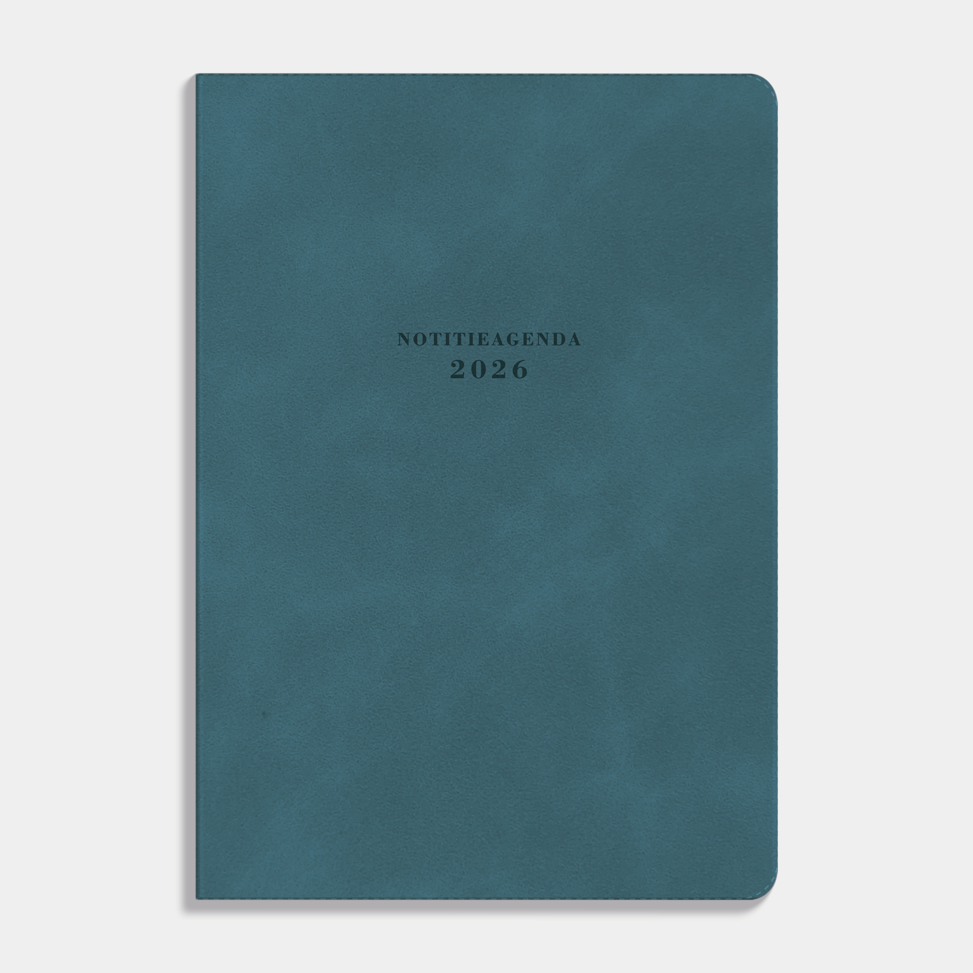 A5 notitieagenda 2026 met een flexibele tealkleurige suèdelook afwerking – vooraanzicht.