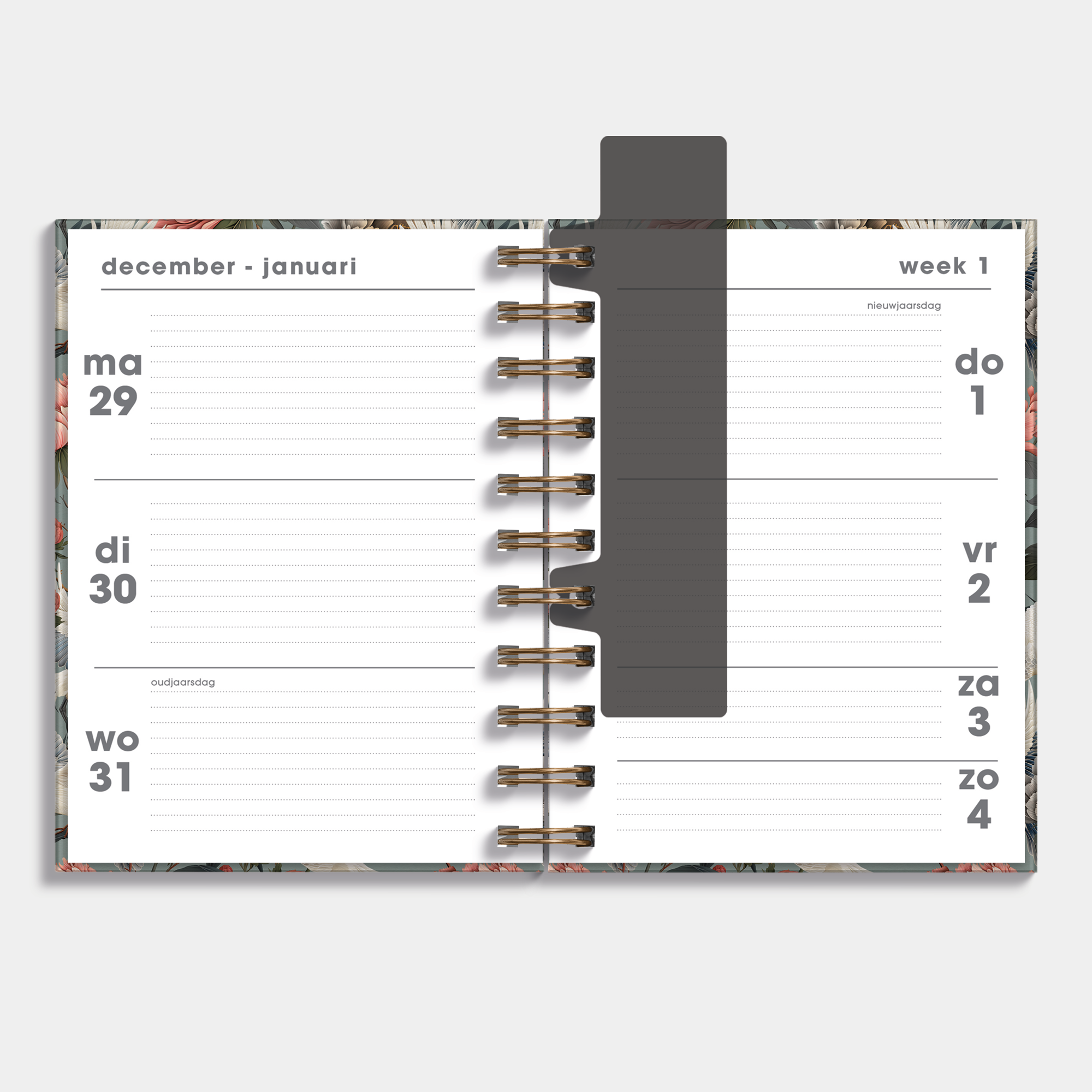 A6 ringband agenda 2026 met print van kraanvogels en pioenrozen – binnenwerk met weekoverzicht.