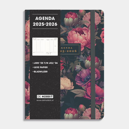 A5 agenda 2025 - 2026 met klassieke print van rode bloemen op een donkere achtergrond, harde cover en elastische sluiting – vooraanzicht met informatieve banderol.