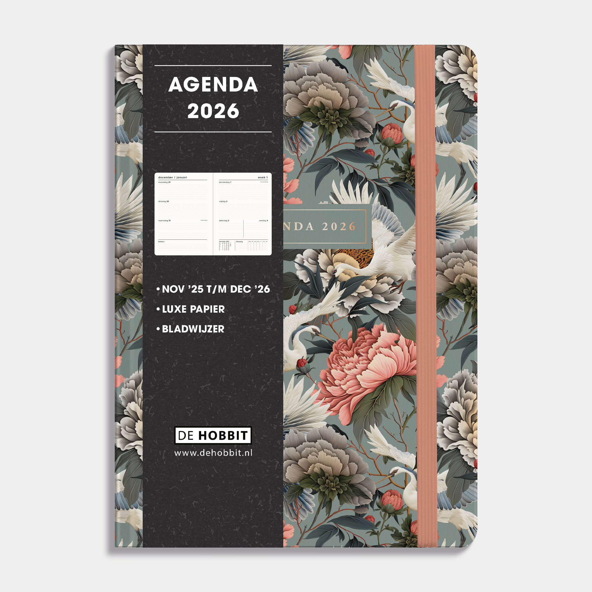 A5 agenda 2026 met een print van kraanvogels en pioenrozen, harde cover en elastische sluiting – vooraanzicht met informatieve banderol.