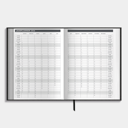 Afsprakenagenda 2026 A4 met zwarte lederlook afwerking – binnenwerk met jaarplanner.