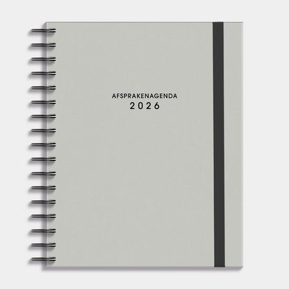 Afsprakenagenda 2026 A5+ formaat met grijze washed craft afwerking, harde cover en elastische sluiting – vooraanzicht.