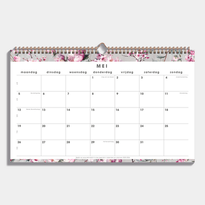Maandkalender 2025 - 2026 A4 met kersenbloesemprint en metalen spiraal – binnenwerk met maandoverzicht.