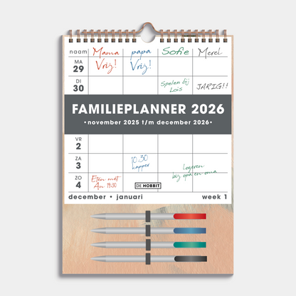 FAMILIEPLANNER MARKERS 2026 A4 ABSTRACTE VERFSTREKEN