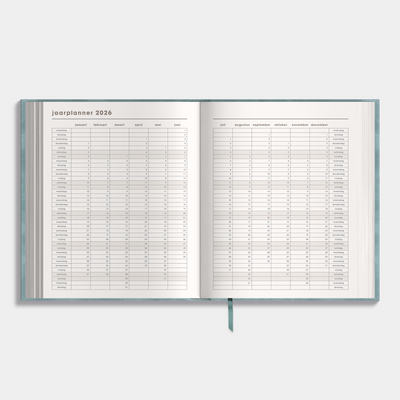 Luxe weekplanner 2026-2027 met een flexibele grijsblauwe suèdelook cover – jaarplanner.